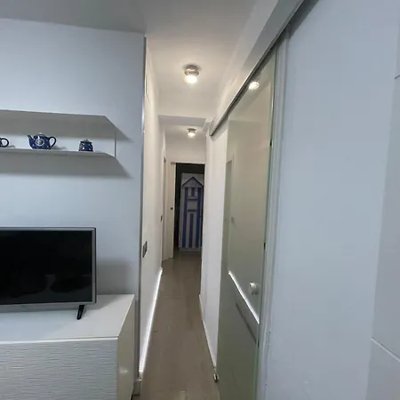 Pompeufabra Apartment